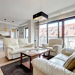 Dom & House - Szafarnia Hotel Danzica