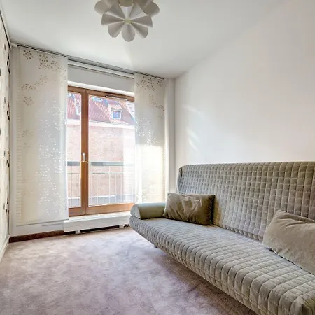 Dom & House - Szafarnia