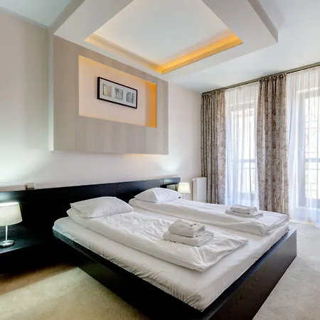 Dom & House - Szafarnia Hotel