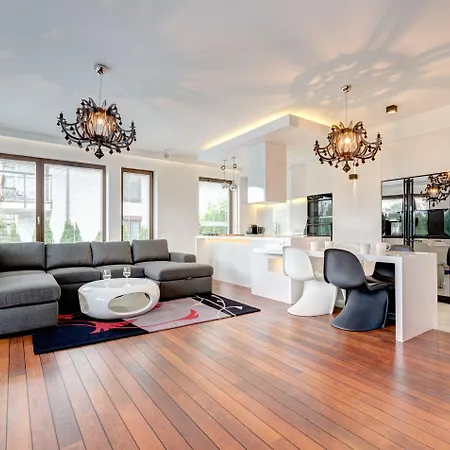 Dom & House - Szafarnia Hotel 3*