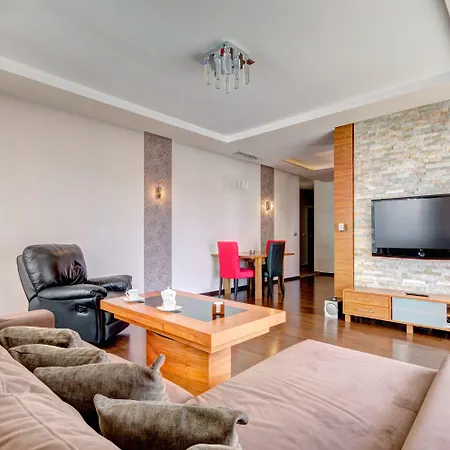 Dom & House - Szafarnia Hotel 3*