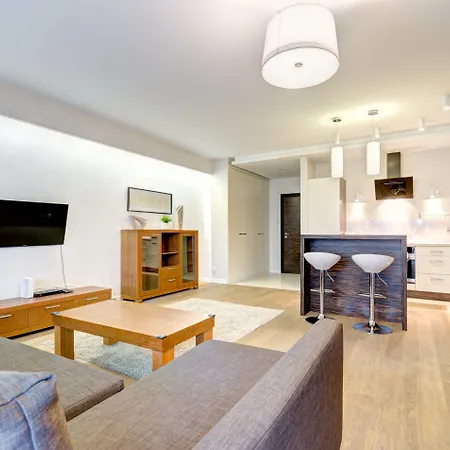 Dom & House - Szafarnia מלון גדנסק