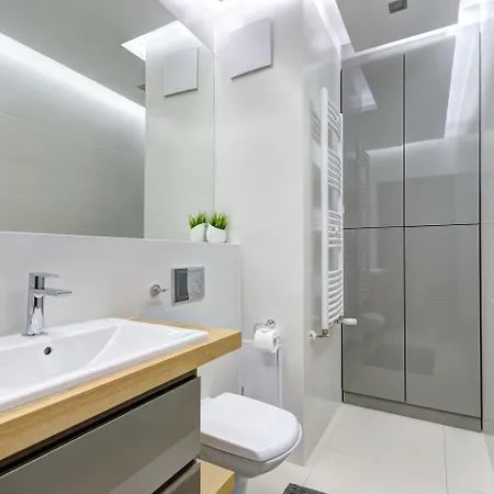 Dom & House - Szafarnia Hotel