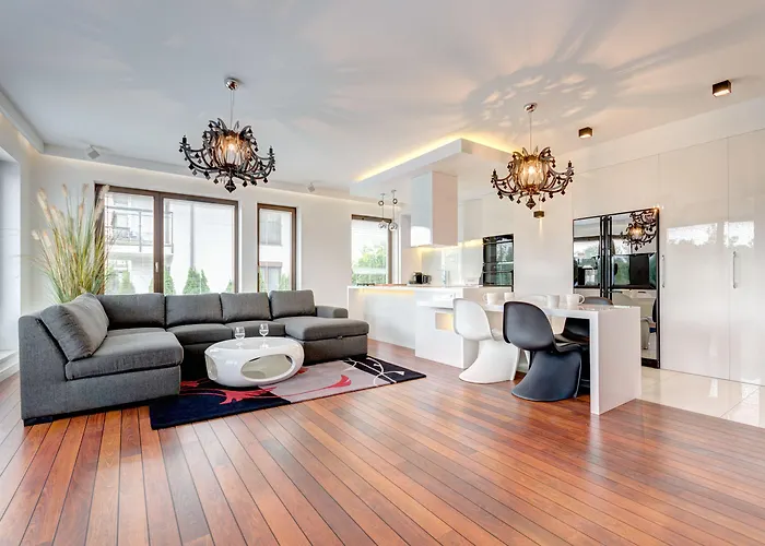 Dom & House - Szafarnia Szálloda 3*