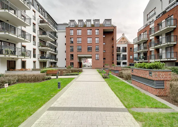 Dom & House - Szafarnia Szálloda