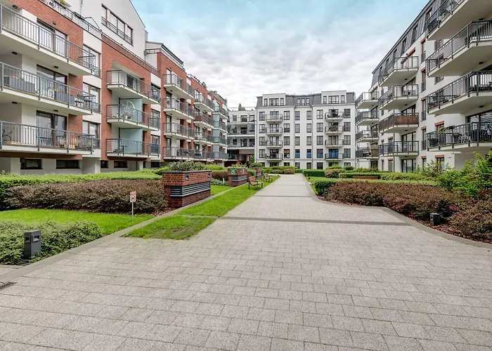 Dom & House - Szafarnia Szálloda