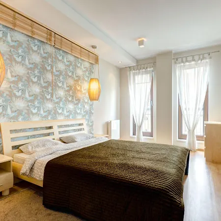 Dom & House - Szafarnia 3*