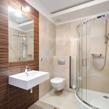 Dom & House - Szafarnia فندق 3*